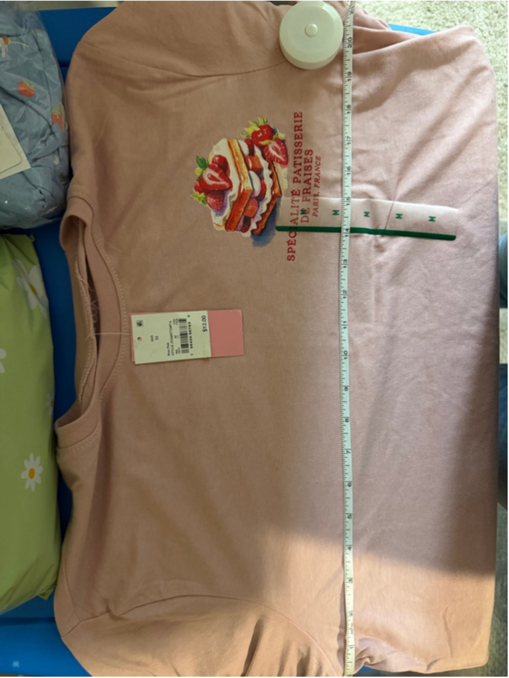 Women’s Strawberry Dessert Boxy Cropped Graphic T-Shirt - Rose Pink M NWT 🍓✨ - Picture 7 of 7
